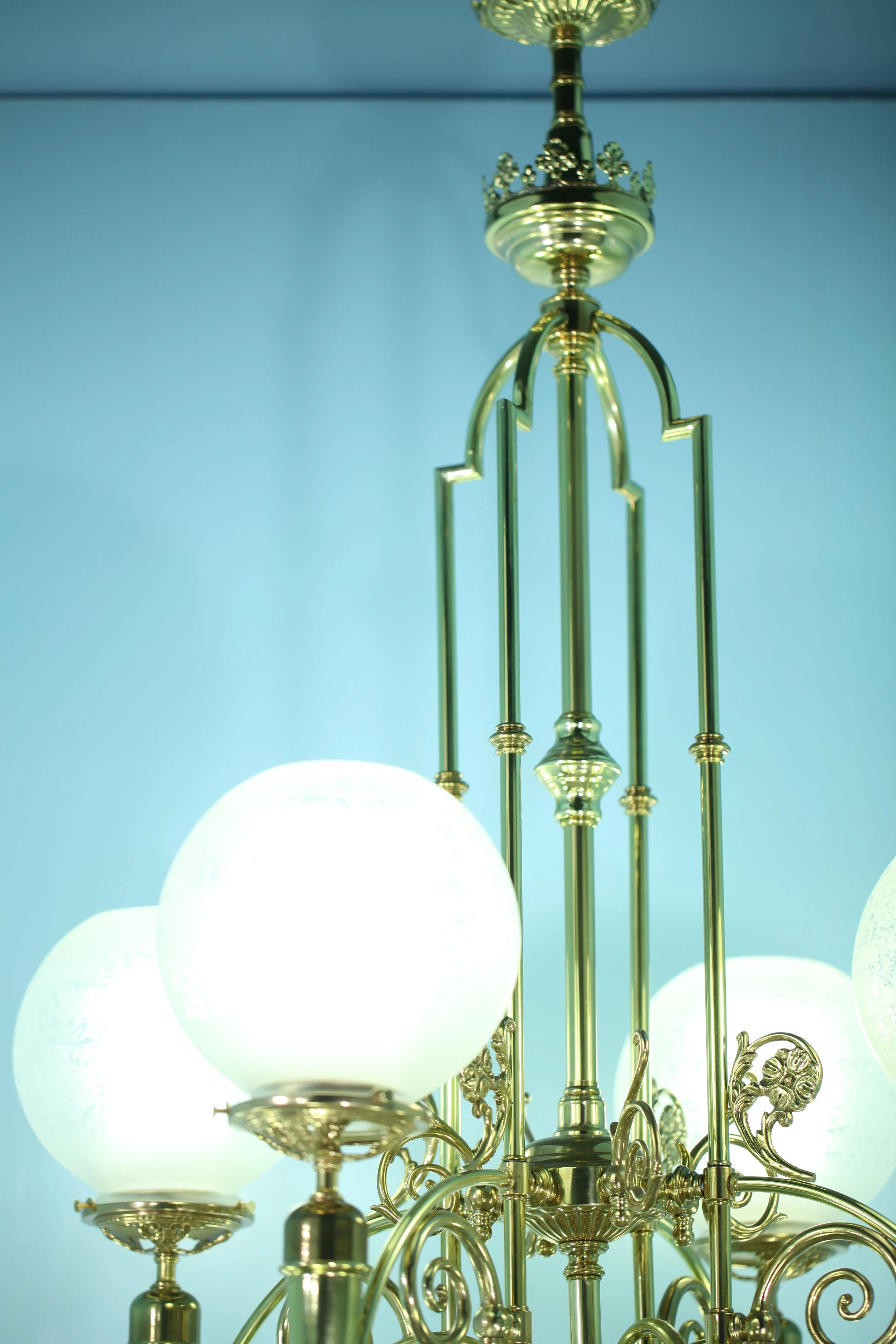 CH-L68441 — Lightsmith